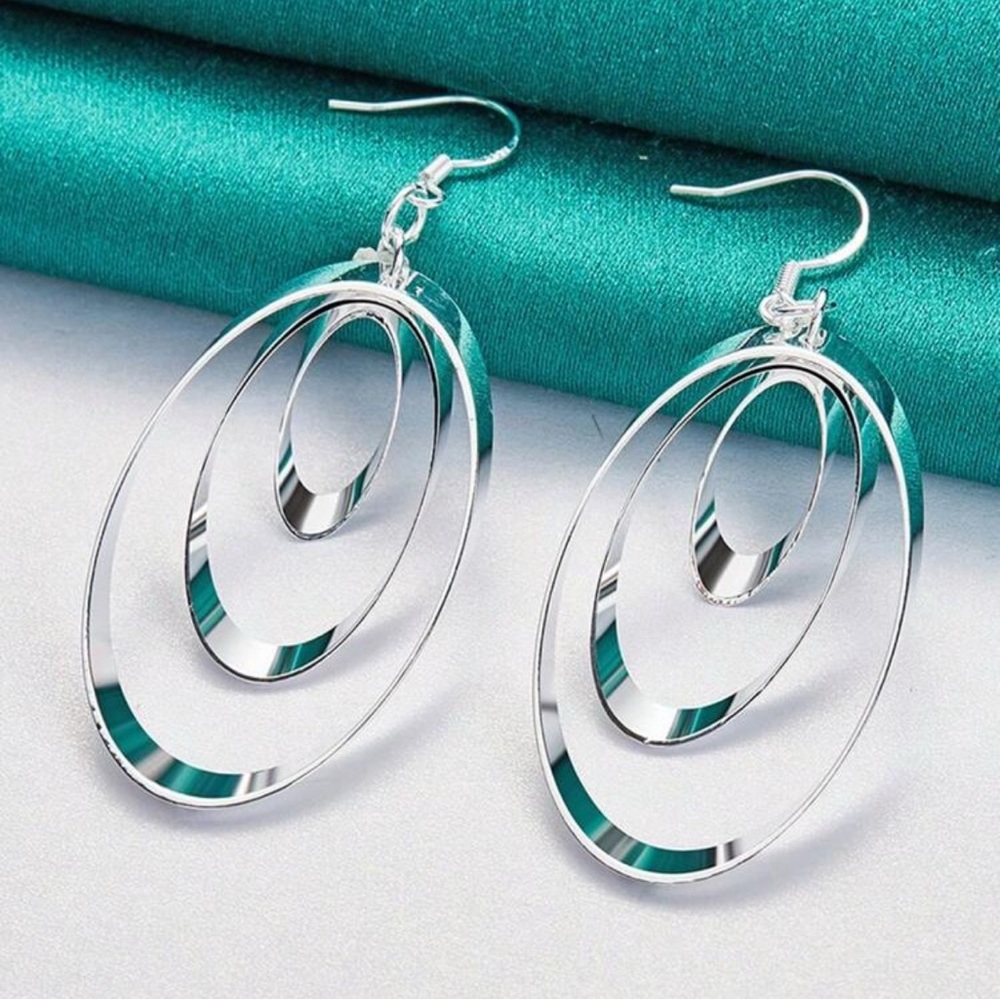 Elegant Silver Plated Earrings‎